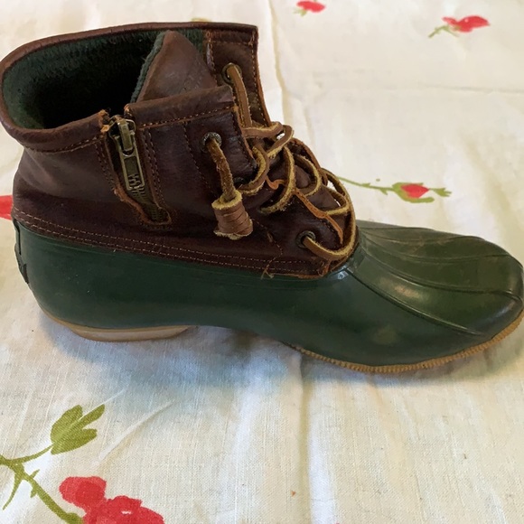 Sperry Duck Boots - Picture 4 of 6